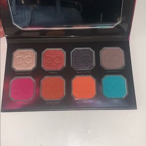 Eyeshadow pallete